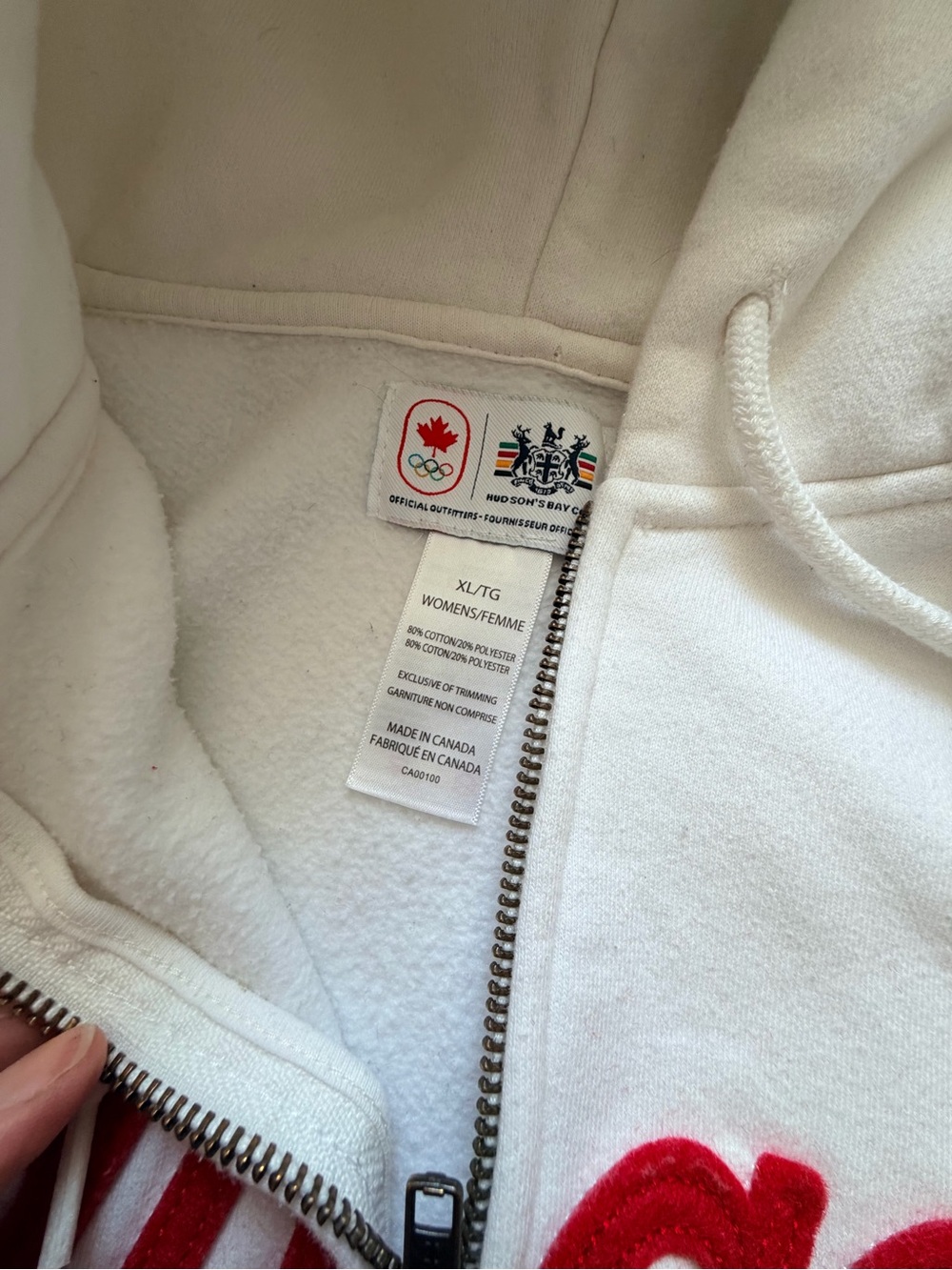 Canada Script White Zip Hoodie with Red Appliqué - Picture 5 of 6